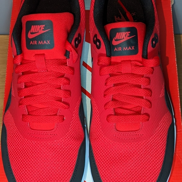 Size 10.5 - Nike Air Max 1 Ultra 2.0 Essential University Red - Picture 2 of 8